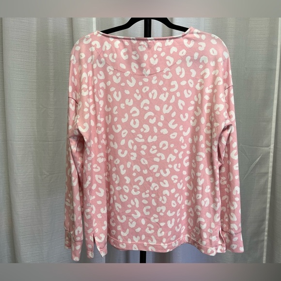 Kate Spade Bold Leopard PJ top in pink | size Large - Picture 3 of 8